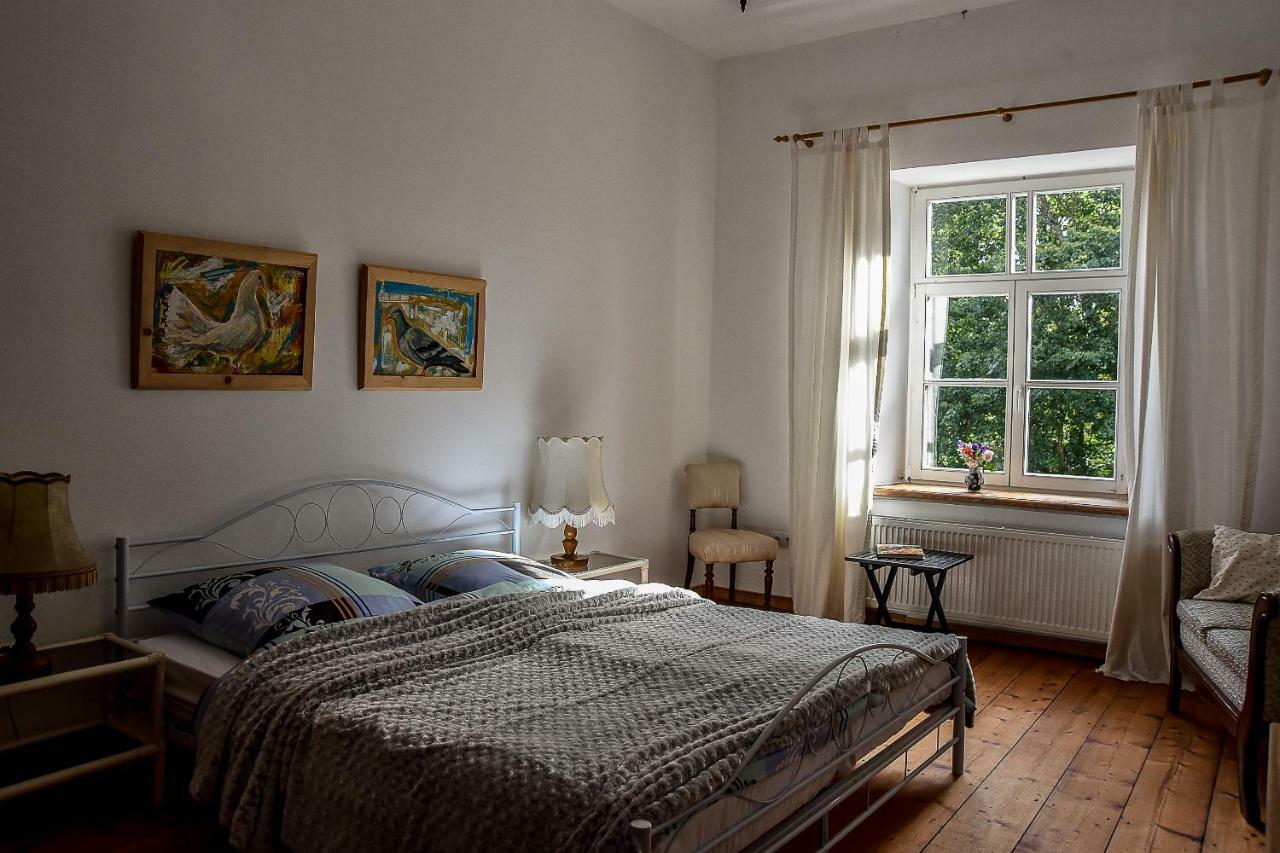 Hotel Maras Manor Turlava Exteriér fotografie